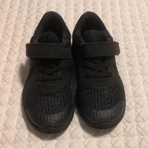 Nike toddler sneaker